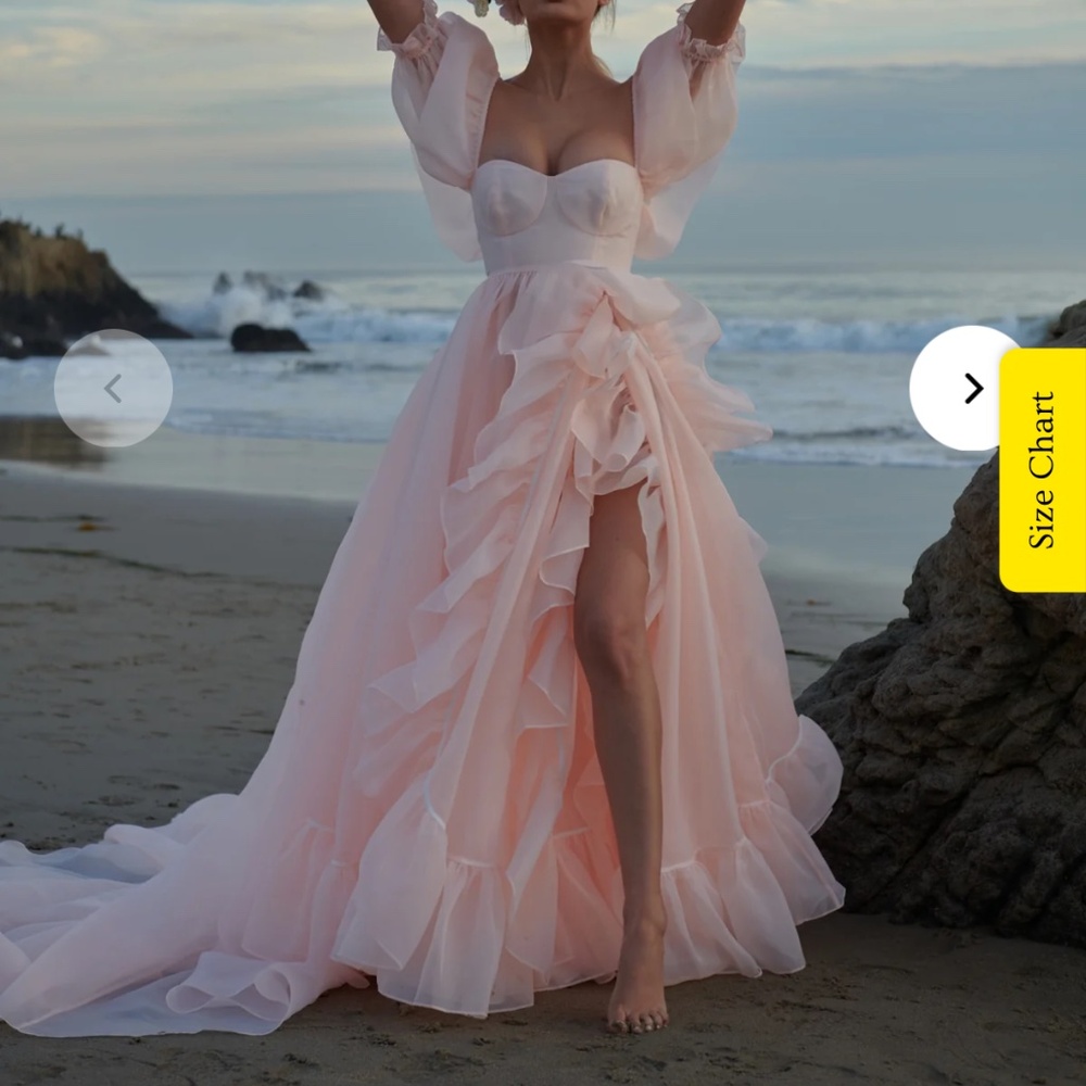 Selkie The Peach Fuzz in Bloom Bridal Gown